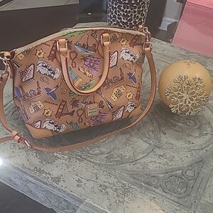 𝅺Dooney & Bourke Americana Landmark  Tote Versatile Satchel Limited Edition